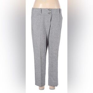 The Limited Size 8 Petite Gray Cropped Dress Pant. Excellent Condition.